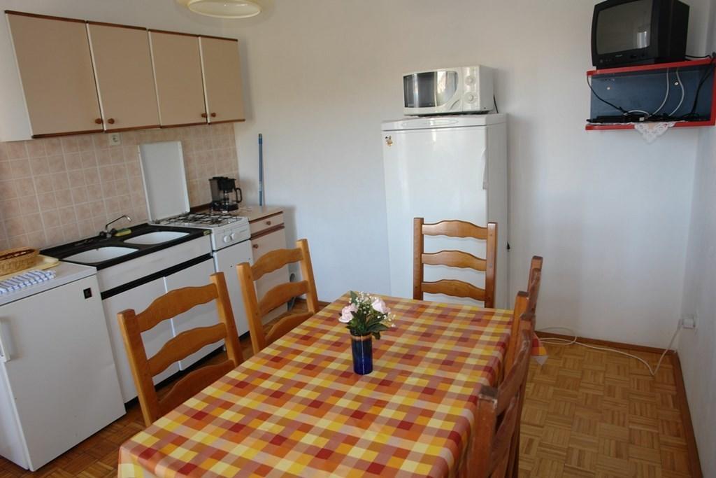 Beautiful Apartment In Crikvenica With Kitchen Room photo